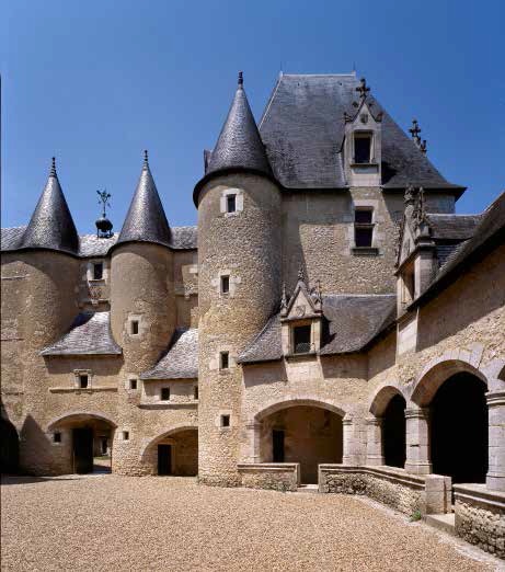 Château de Fougères-sur-Bièvre