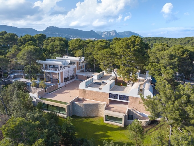 Vue aérienne de la Fondation Maeght © Sergio Grazia