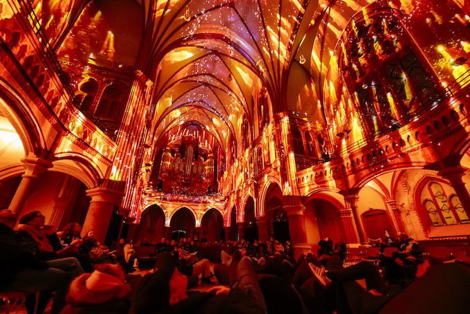 Lyon. Palais de la Bourse : « Genesis : Le Récit de la Création ». La nouvelle expérience immersive arrive à Lyon pour illuminer l’hiver