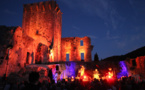 Montclus, Gard, un site  rêvé pour le Festival Les Troubadours chantent l’art roman en Languedoc-Roussillon. Par Jacqueline Aimar